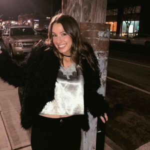 Meet your Posher, Michaela